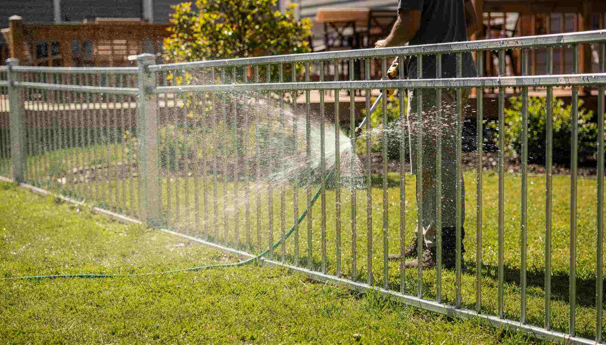 תחזוקת גדרות אלומיניום